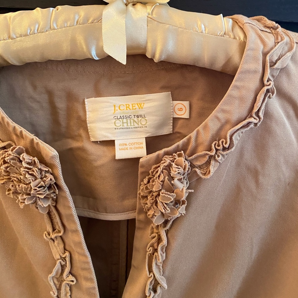 Adorable J Crew chino jacket - Picture 3 of 13